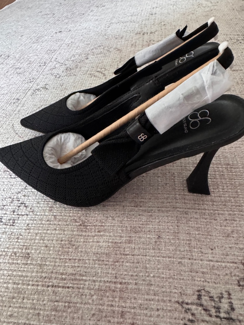 88 Milano Black Pointed Slingback Heels